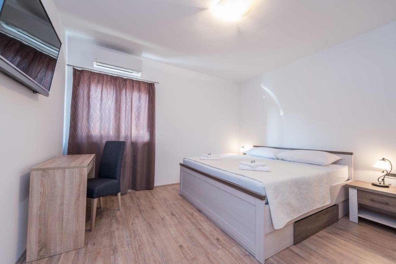 Holiday House Lavanda Врси Екстериор снимка