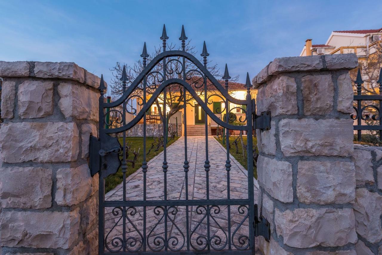 Holiday House Lavanda Врси Екстериор снимка