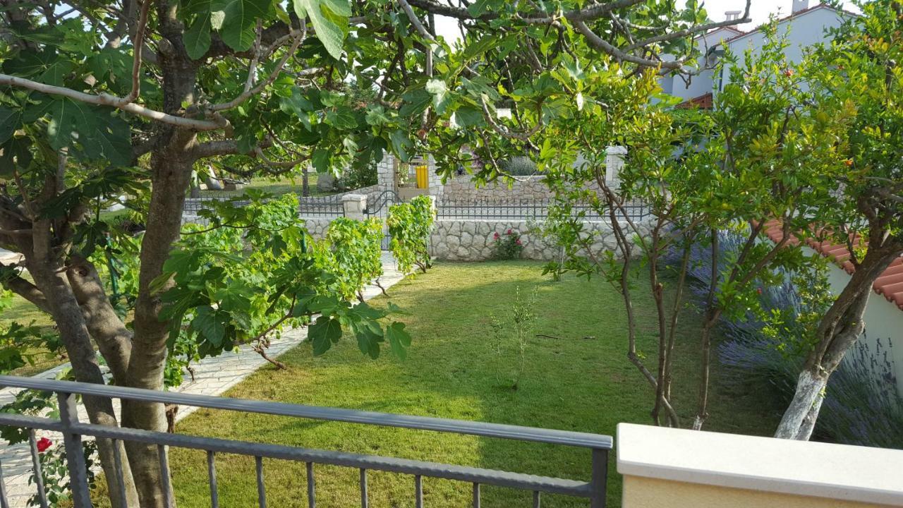 Holiday House Lavanda Врси Екстериор снимка
